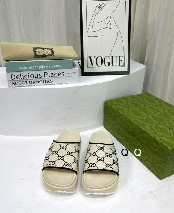 Picture of Gucci Slippers _SKUGuccisz35-45NW01951859